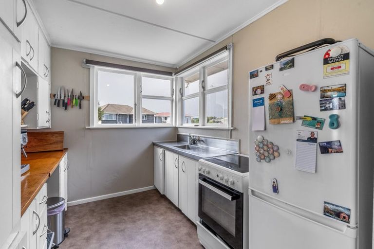 Photo of property in 52 Conway Crescent, Glengarry, Invercargill, 9810