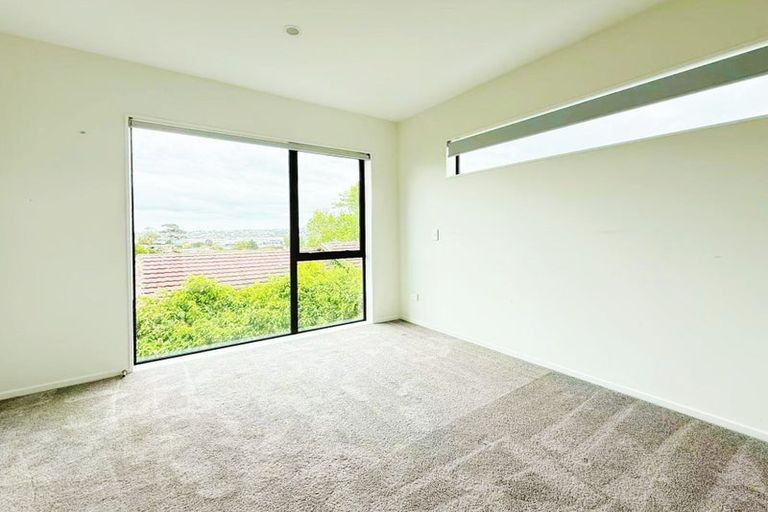 Photo of property in 18a Arrow Road, Forrest Hill, Auckland, 0620
