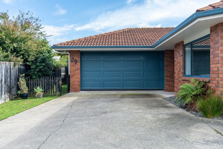 Photo of property in 29 Somerton Drive, Huntington, Hamilton, 3210