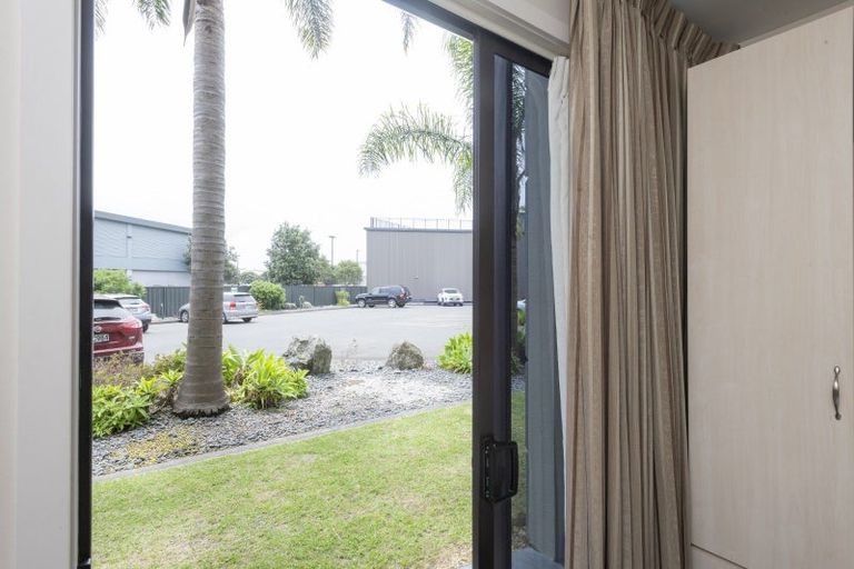 Photo of property in 117/2 Reads Quay, Gisborne, 4010