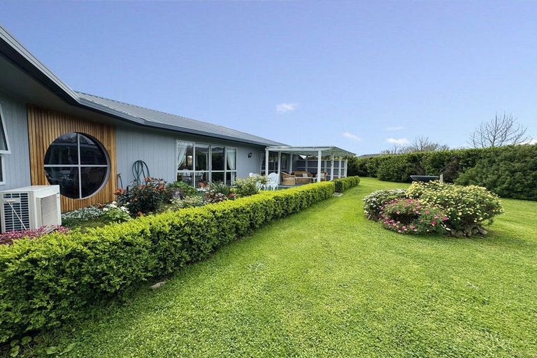Photo of property in 23 Saint Laurent Way, Ohau, Levin, 5570