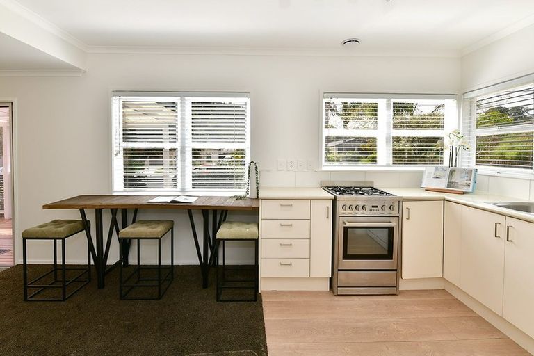 Photo of property in 12 Forest Glen, Orewa, 0931