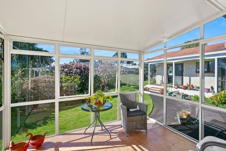 Photo of property in 53 Mcfarlane Street, Oakura, 4314