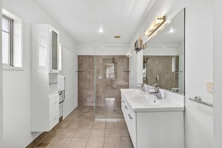 Photo of property in 8 Woodside Close, Morrinsville, 3300