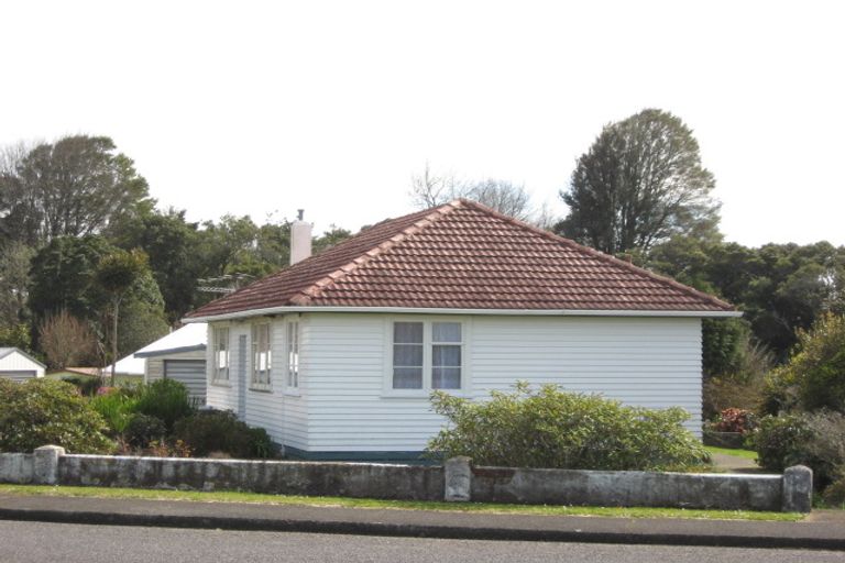 Photo of property in 14 Lear Street, Stratford, 4332