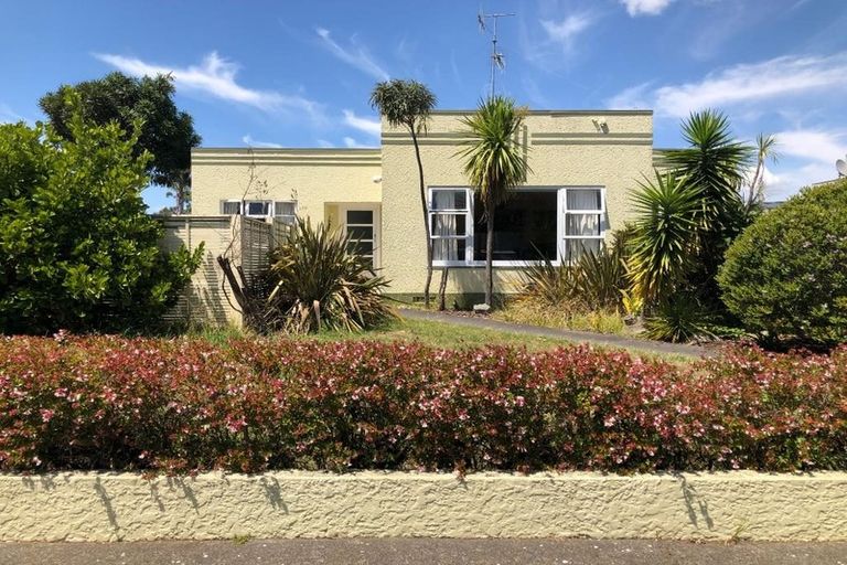 Photo of property in 14 Sanders Avenue, Marewa, Napier, 4110