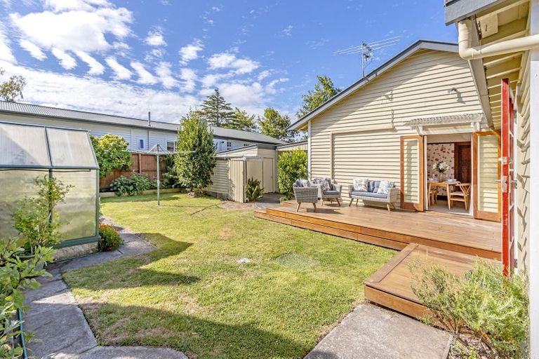 Photo of property in 26 Ngaio Street, Saint Martins, Christchurch, 8022