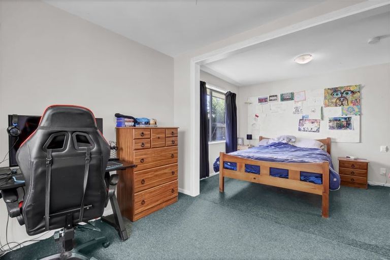 Photo of property in 41 Durrell Way, Rolleston, 7614