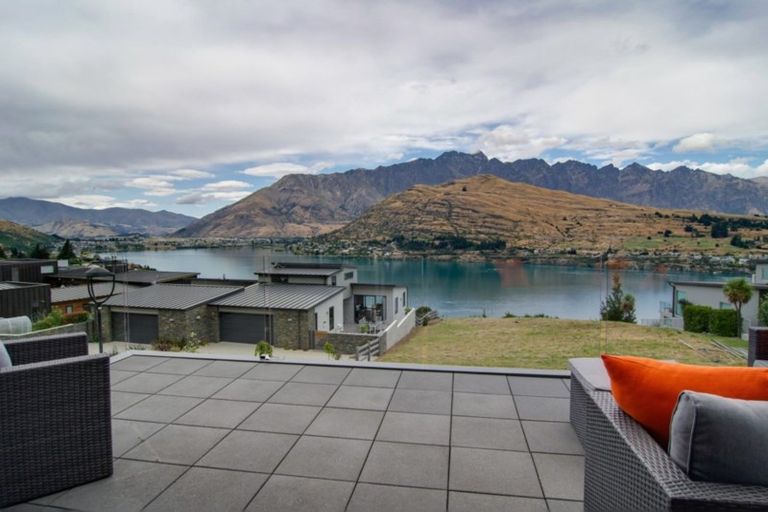 Photo of property in St Andrews Park, 44b Highview Terrace, Queenstown, 9300