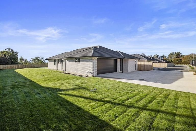 Photo of property in 21c Portland Drive, Mangorei, New Plymouth, 4312