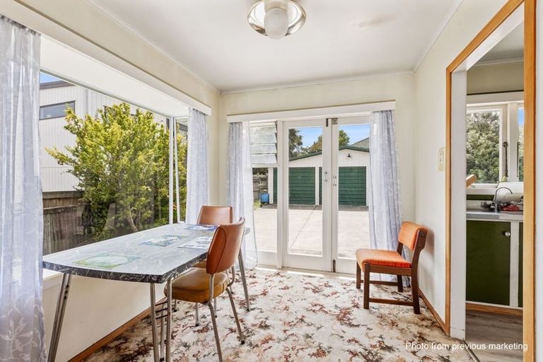 Photo of property in 65 Kervil Avenue, Te Atatu Peninsula, Auckland, 0610