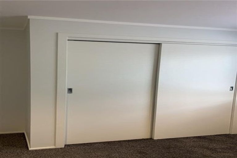 Photo of property in 8a/30 Westward Ho, Glen Eden, Auckland, 0602