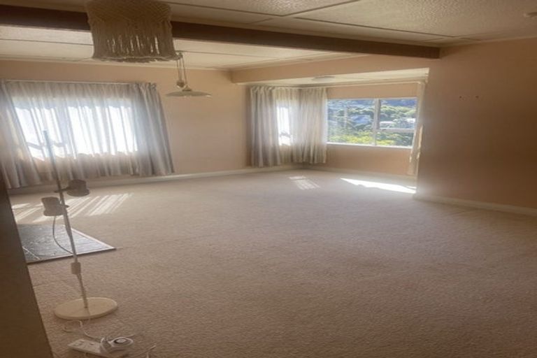 Photo of property in 84a Creswick Terrace, Northland, Wellington, 6012