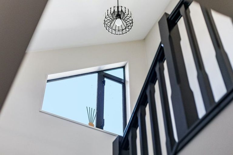 Photo of property in 15 Puriri Street, Woburn, Lower Hutt, 5010