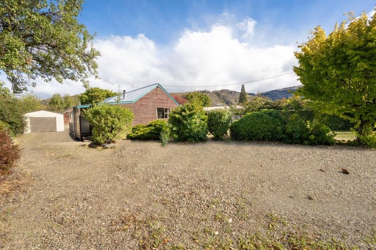 Photo of property in 5 Newcastle Street, Clyde, 9330
