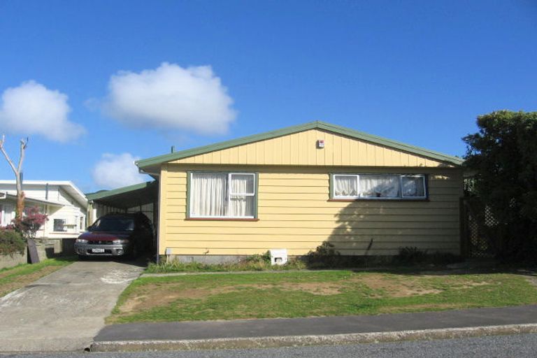 Photo of property in 25 Erris Street, Johnsonville, Wellington, 6037