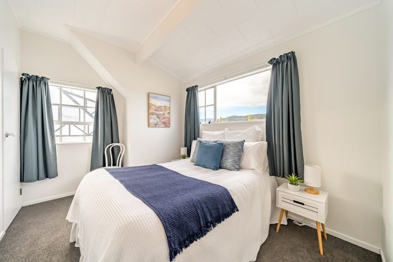 Photo of property in 11f5- John Street, Trentham, Upper Hutt, 5018