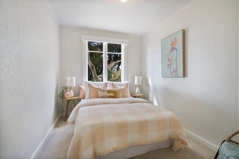 Photo of property in 8 Signal Street, Foxton Beach, Foxton, 4815