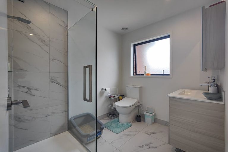 Photo of property in 2/14 Biddle Crescent, Taita, Lower Hutt, 5011