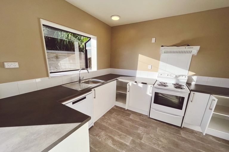 Photo of property in 56 Mercury Way, Whitby, Porirua, 5024