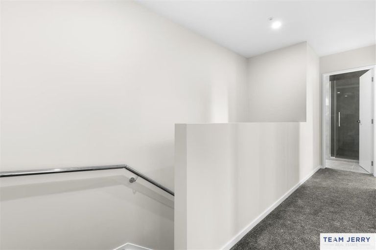 Photo of property in 105b Grove Road, Papakura, 2110