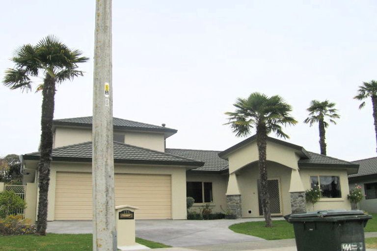 Photo of property in 17b Hetley Crescent, Taradale, Napier, 4112