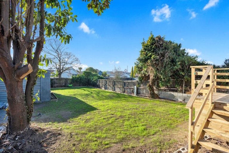 Photo of property in 41 Rowan Avenue, Aranui, Christchurch, 8061