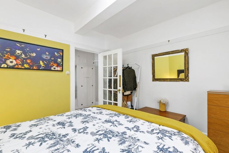 Photo of property in Inverleith Apartments, 306u1 Oriental Parade, Oriental Bay, Wellington, 6011