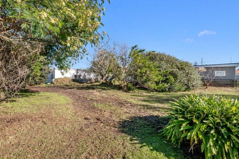 Photo of property in 20a Ruapehu Street, Castlecliff, Wanganui, 4501