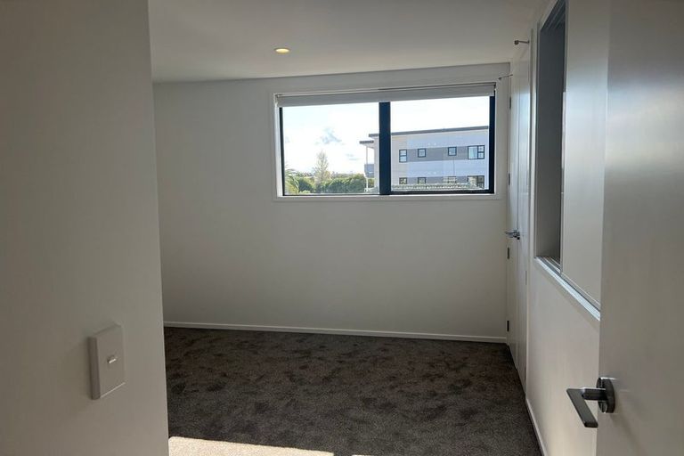 Photo of property in 5/81 Kervil Avenue, Te Atatu Peninsula, Auckland, 0610