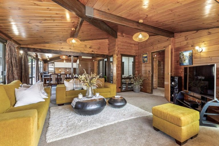 Photo of property in 23 Cliff Street, Raglan, 3225