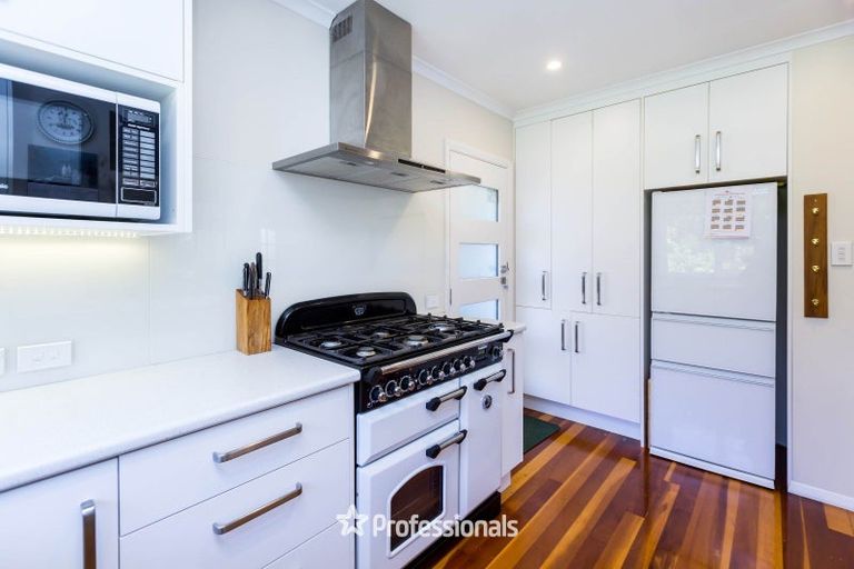 Photo of property in 37 Sunbrae Drive, Silverstream, Upper Hutt, 5019