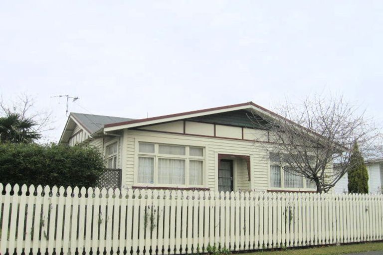 Photo of property in 8a Moeller Street, Taradale, Napier, 4112