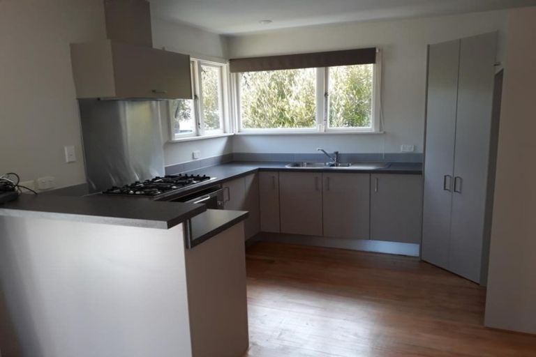 Photo of property in 16 Springs Road, Hornby, Christchurch, 8042