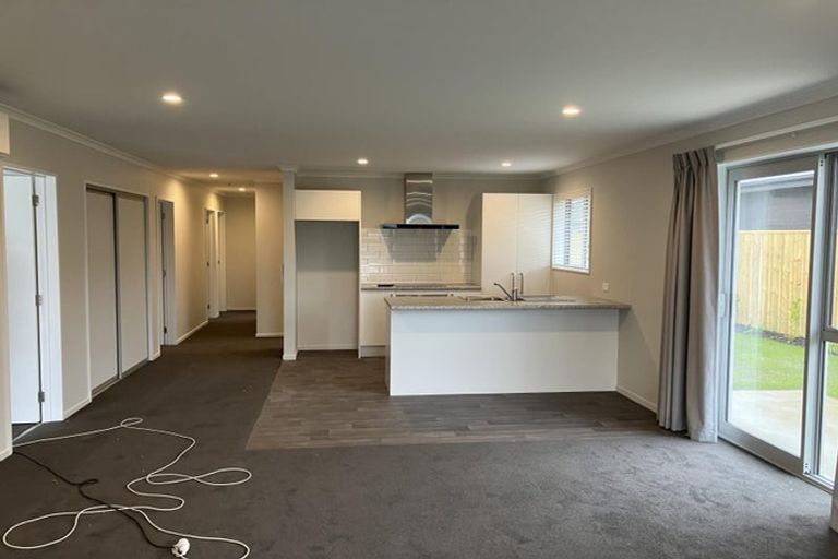 Photo of property in 16 Frogmore Way, Rolleston, 7615