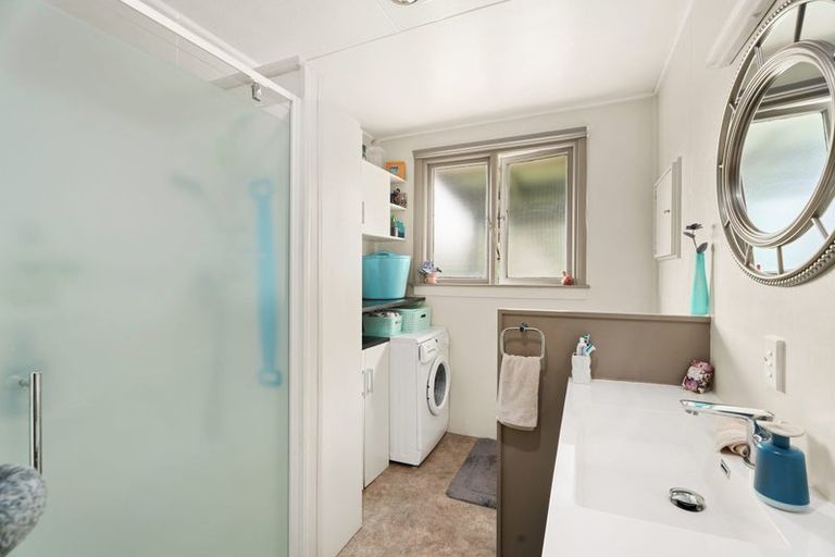 Photo of property in 99 Inniscort Street, Cromwell, 9310