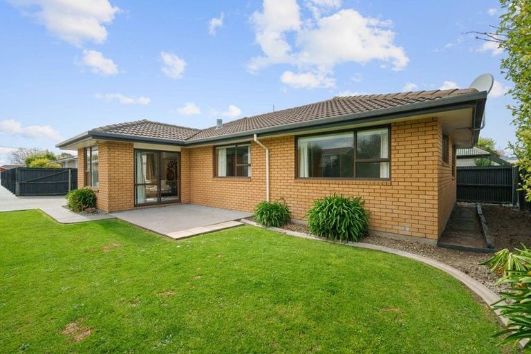 Photo of property in 19 Cunningham Place, Halswell, Christchurch, 8025