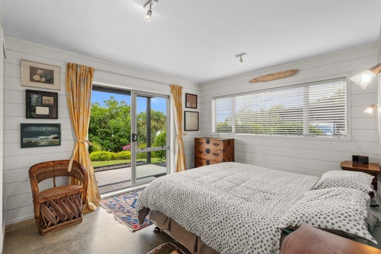 Photo of property in 417 Heatley Road, Whakapirau, Maungaturoto, 0583