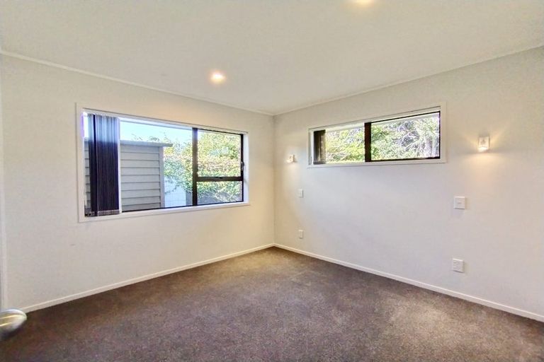 Photo of property in 2/11 Taharoto Road, Takapuna, Auckland, 0622