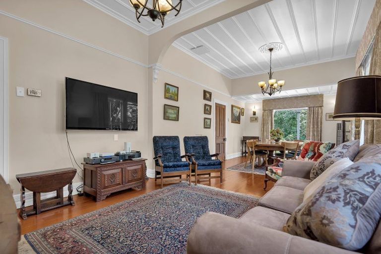 Photo of property in 3 Lake Road, Devonport, Auckland, 0624