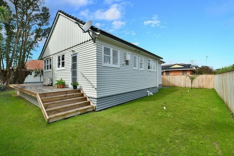 Photo of property in 430 Hibiscus Coast Highway, Orewa, 0931