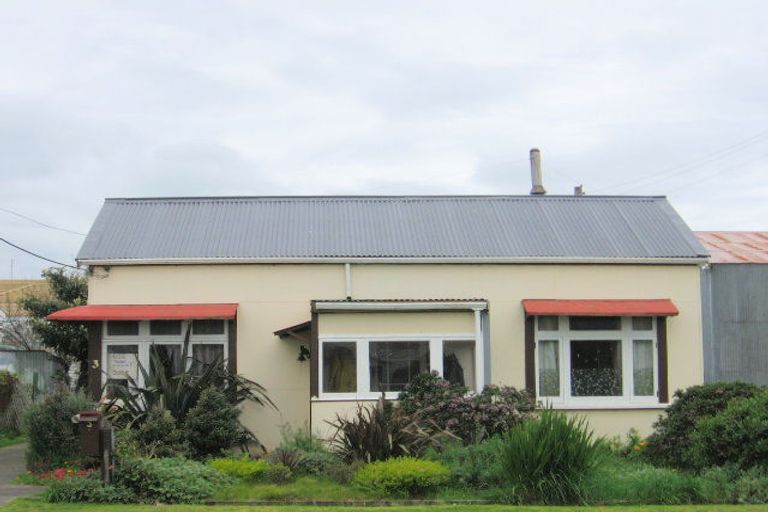 Photo of property in 3 Cook Street, Foxton, 4814