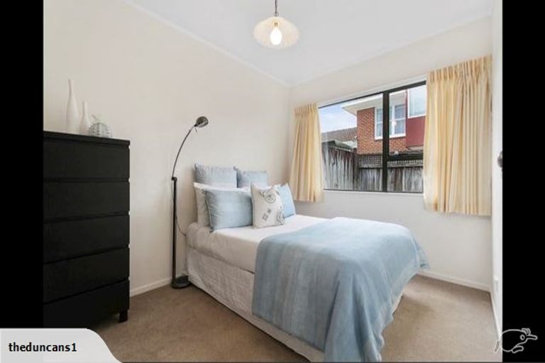 Photo of property in 4/26 Inverness Road, Browns Bay, Auckland, 0630