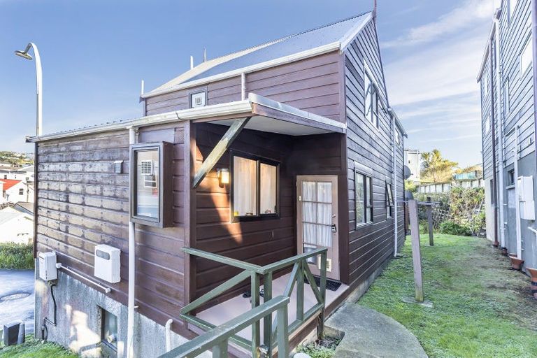 Photo of property in 8/85 Elizabeth Street, Mount Victoria, Wellington, 6011