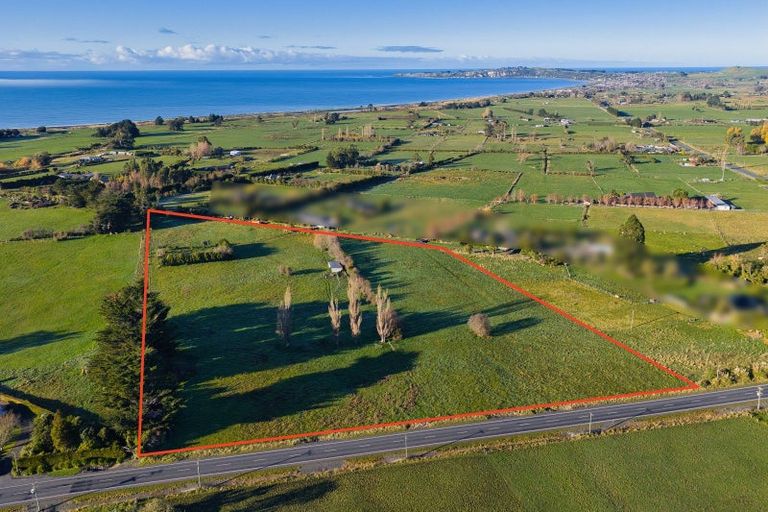 Photo of property in 126 Harnetts Road, Kaikoura Flat, Kaikoura, 7371