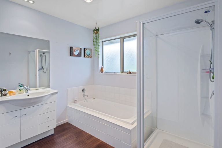 Photo of property in 5 Curnow Way, Rolleston, 7614