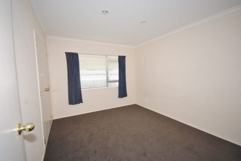 Photo of property in 3 Imjin Place, Papakura, 2110