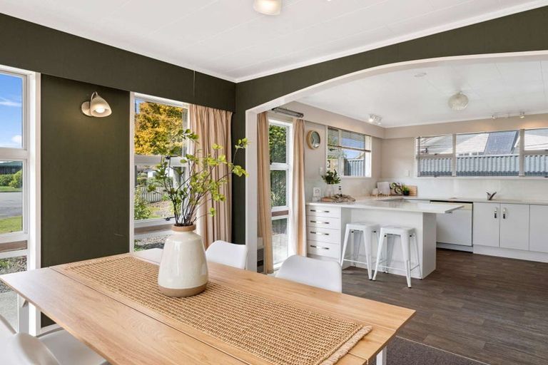 Photo of property in 4 Sandstrom Grove, Feilding, 4702