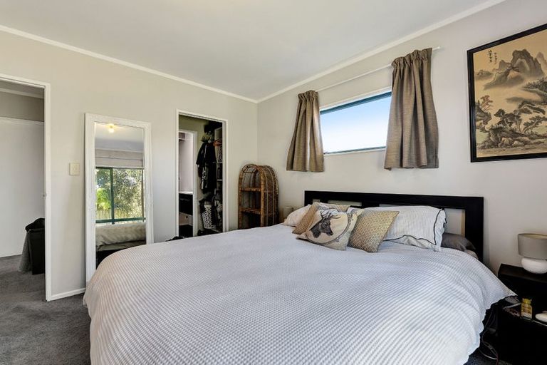 Photo of property in 28b Poplar Grove, Whalers Gate, New Plymouth, 4310