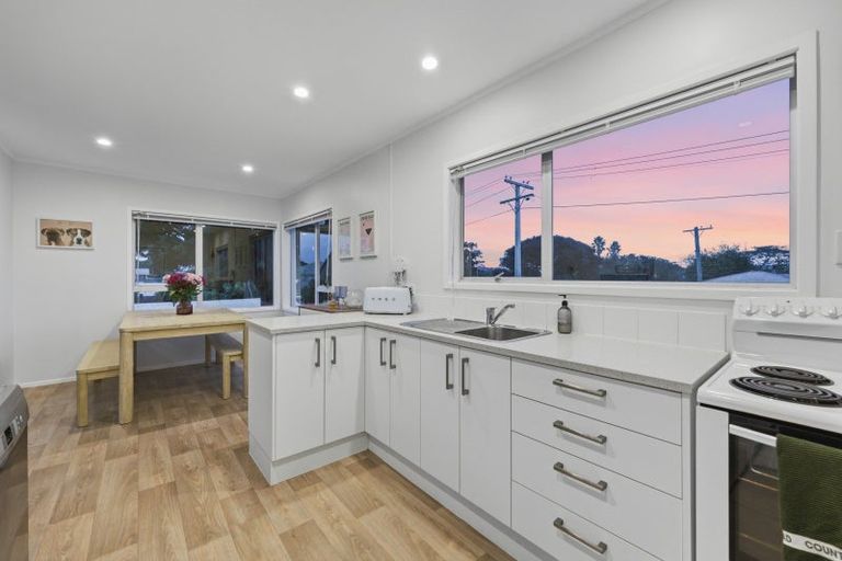 Photo of property in 30 First View Avenue, Beachlands, Auckland, 2018